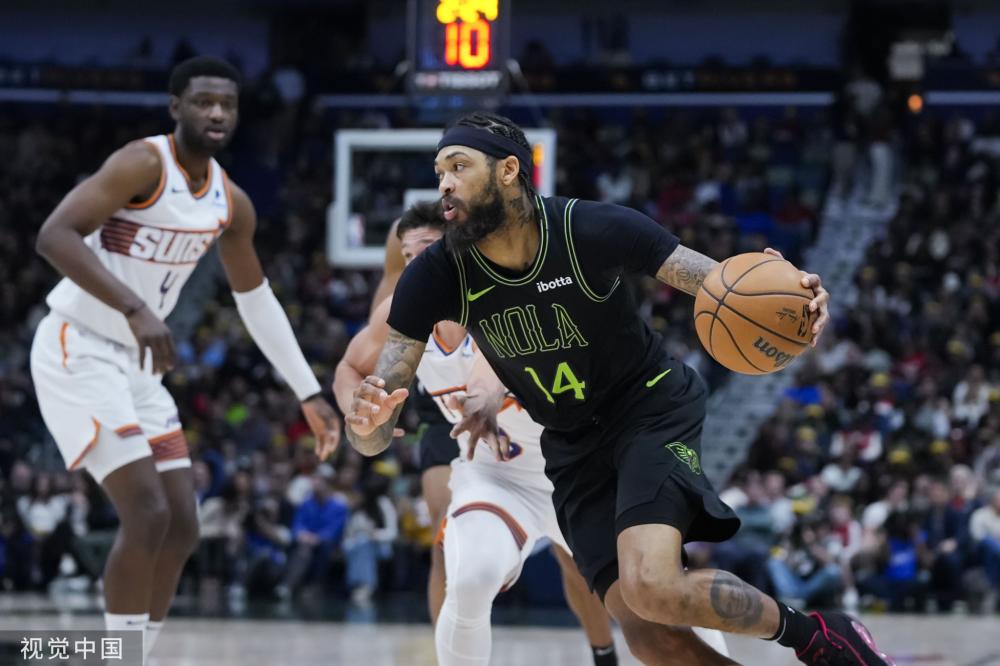 马卡：哈维-格拉拒绝瓦伦续约报价，曼联愿意开2500万欧报价.