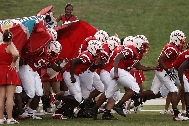 外媒：马竞有意24岁意大利前锋皮科利，卡利亚里要价3000万欧元.