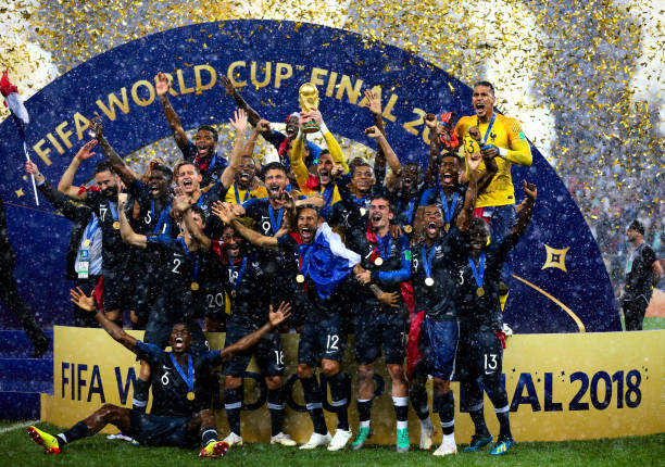 记者：居莱尔外租费内巴切的报道不实，球员想在皇马取得成功