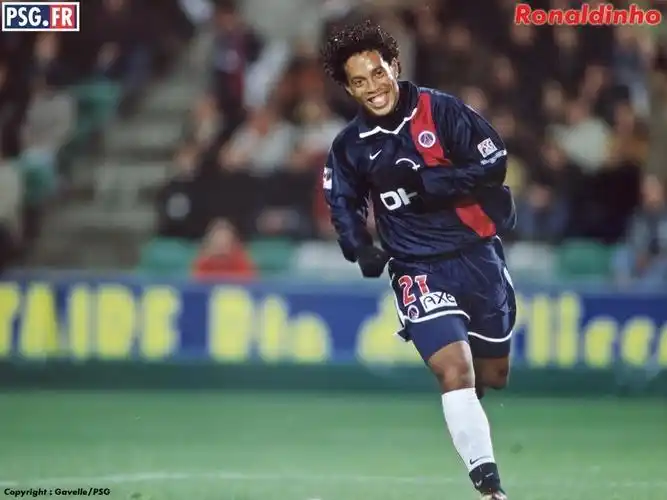 育赛事中 育赛事中